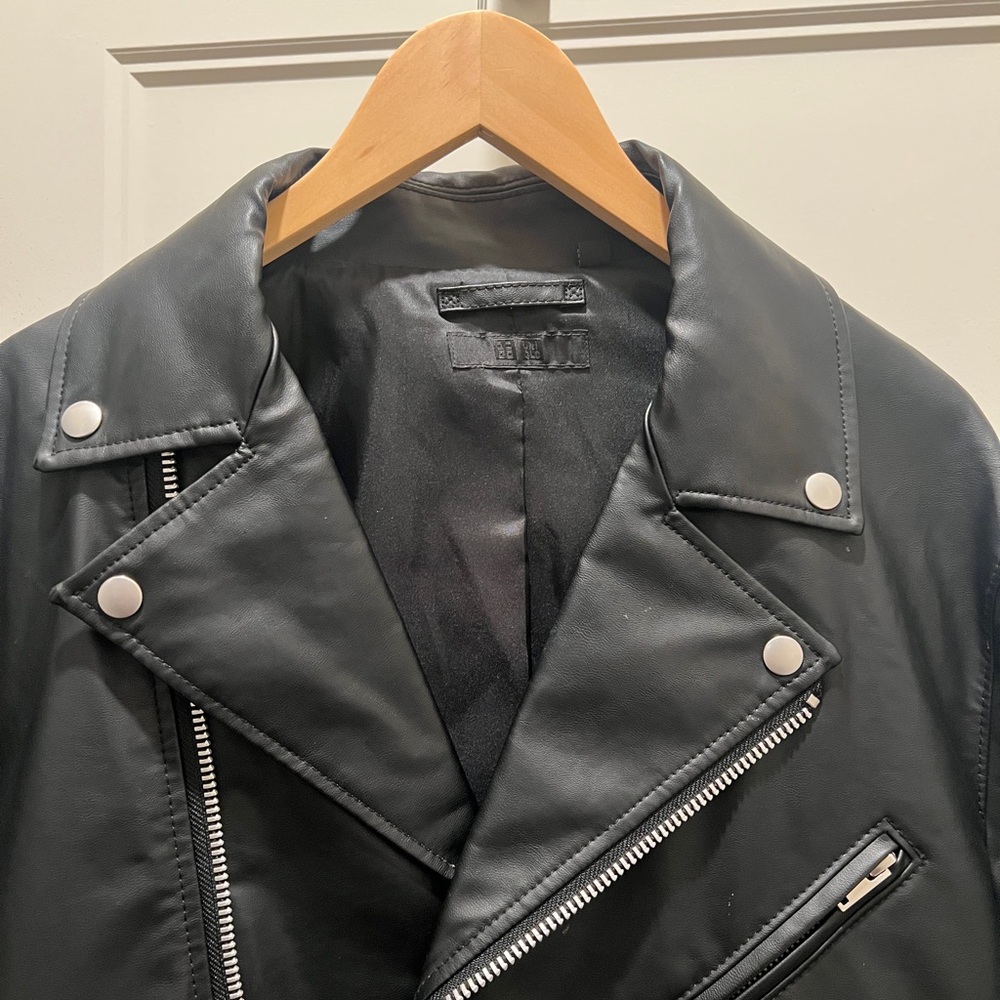UNIQLO Faux Leather Biker Jacket – Black, Size Medium - Picture 4 of 9